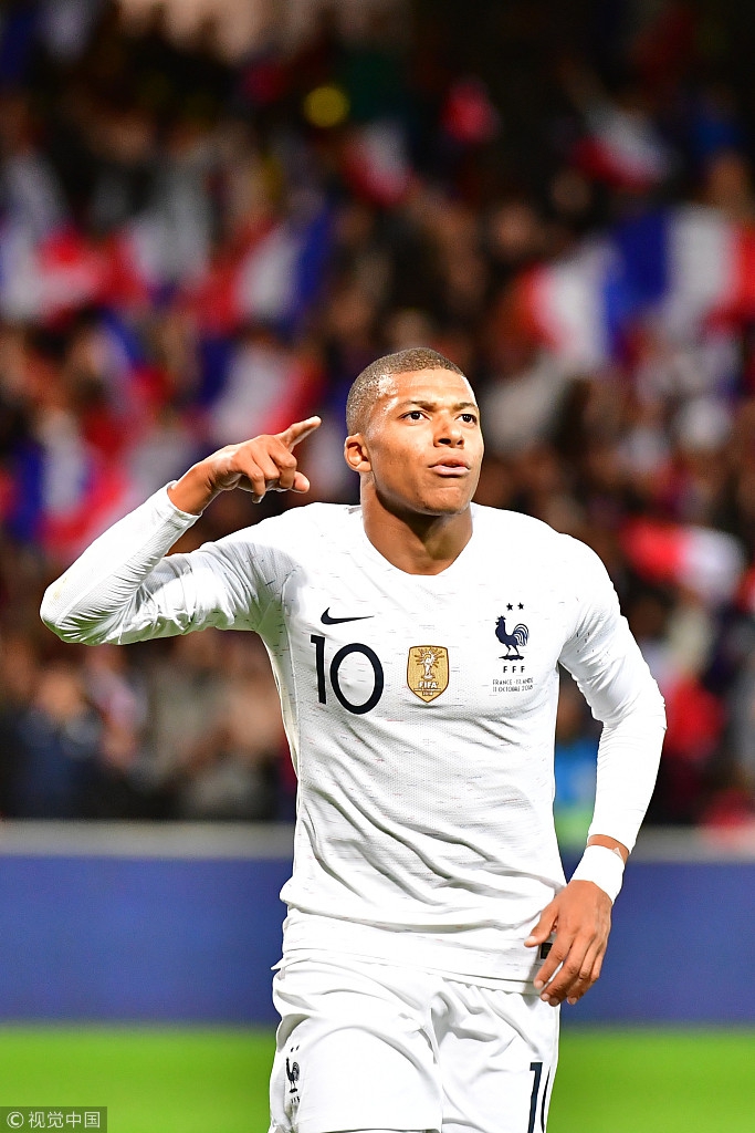 欧联杯赛场冷门不断