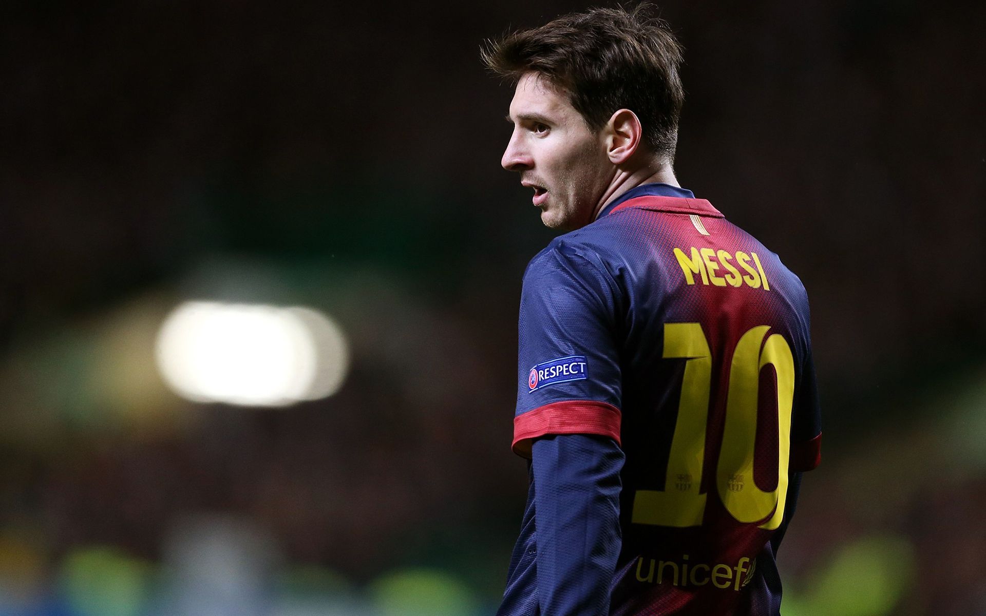 [德甲]毛里斯独中两元 奥格斯堡主场击败多特蒙德