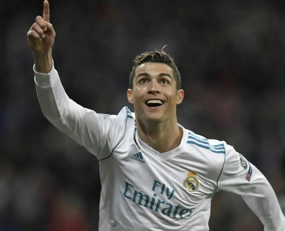 真实回顾！湖人惜败雄鹿，东契奇向联盟坦白，詹姆斯一席话令人尴尬难安