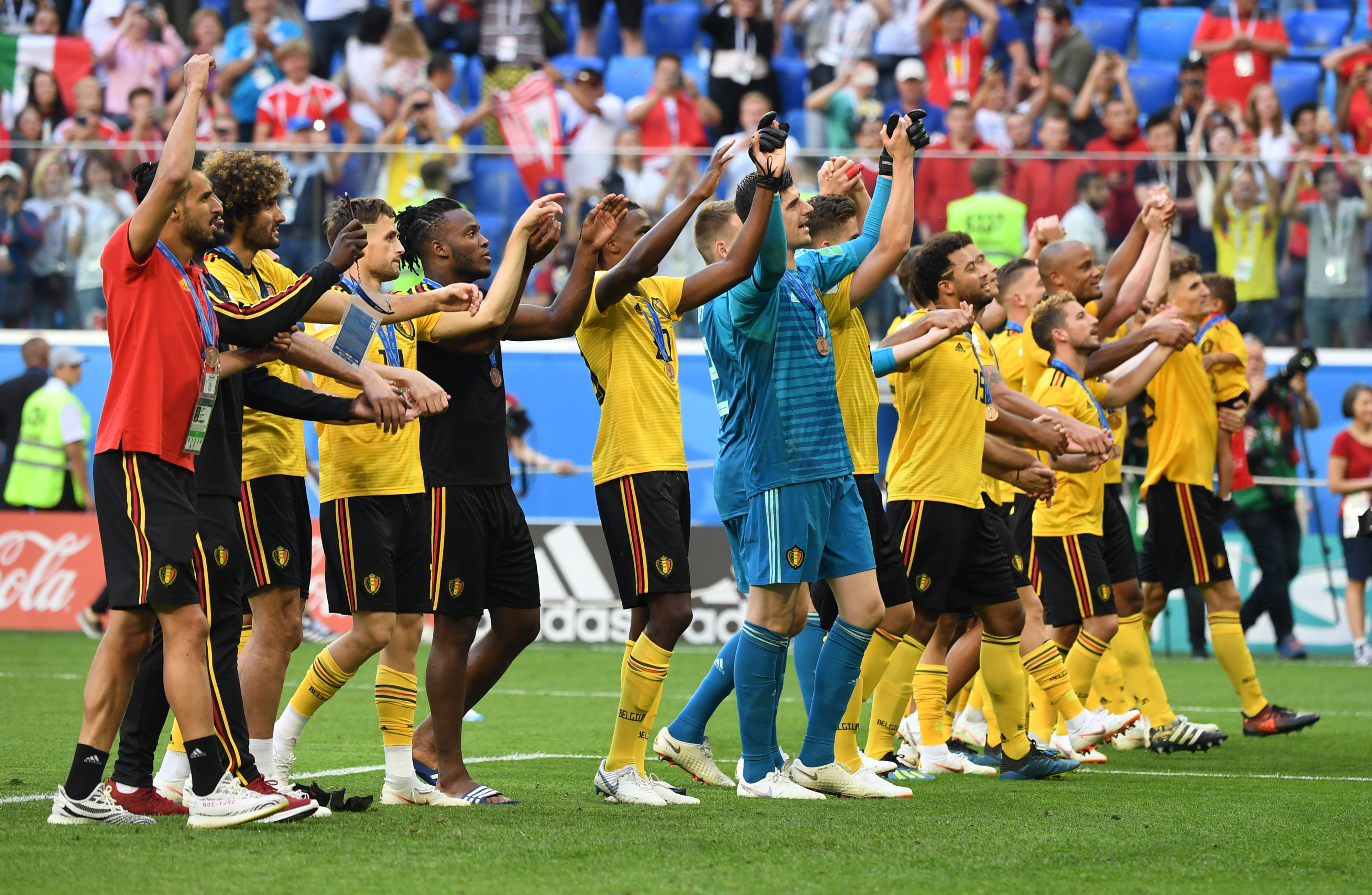 皇马翻盘难了！巴萨2-0后9连胜，西甲领先7分，争冠还有一优势